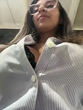 Isabella_Varella live sex cam