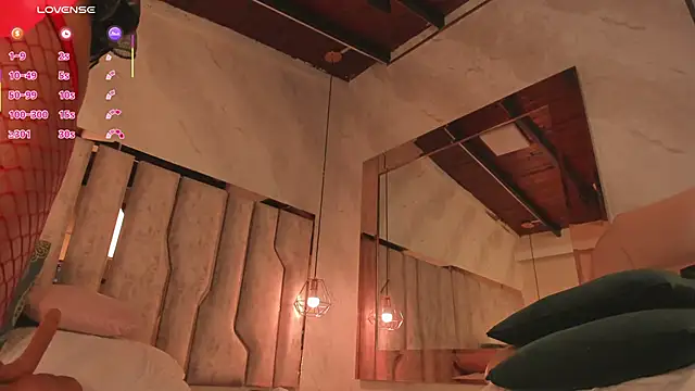 ari_monet live sex cam