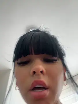 BrendaCrean live sex cam