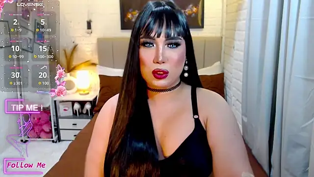 SUPERHORNY101 live sex cam