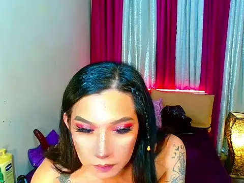 WorldClassEmerald live sex cam