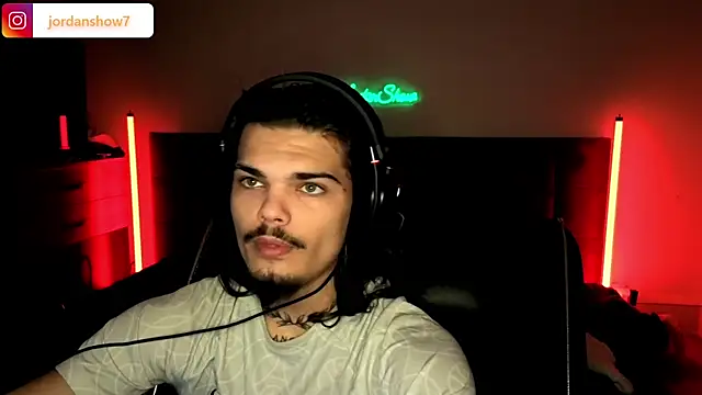 JordanShow's cam snapshot