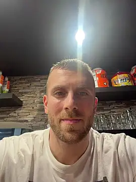 trainwithme's cam snapshot