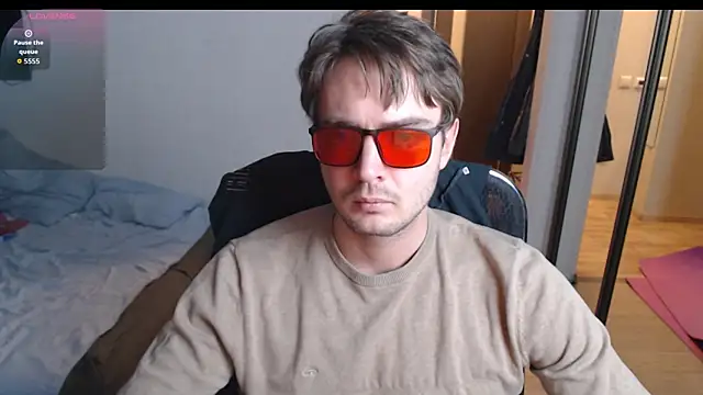 lucky_swimmer's cam snapshot