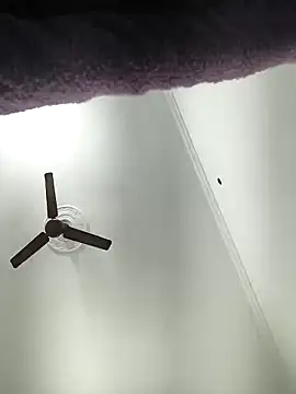 paro22_sex's cam snapshot