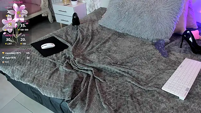 Mysterius_Woman's cam snapshot