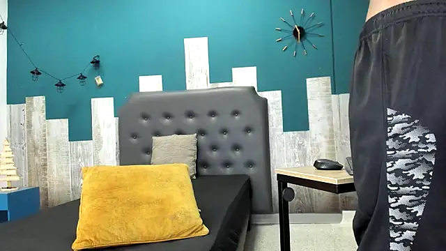 brian_tattoo's cam snapshot