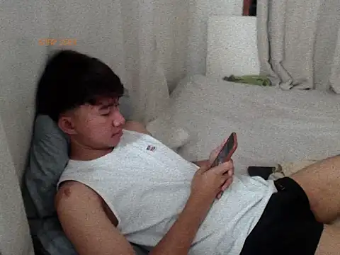 asiantwink0000's cam snapshot