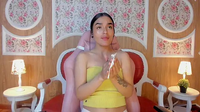 Tash_Blossom's cam snapshot