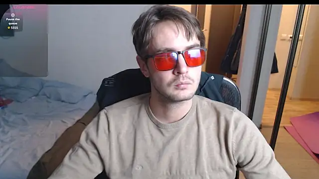 lucky_swimmer's cam snapshot