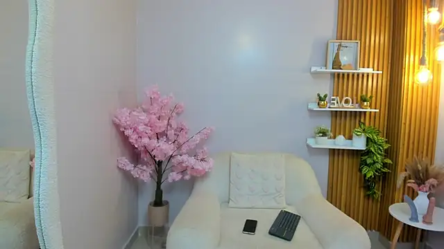 milkybaby_'s cam snapshot