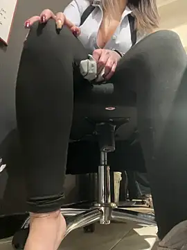 Isabella_Varella live sex cam