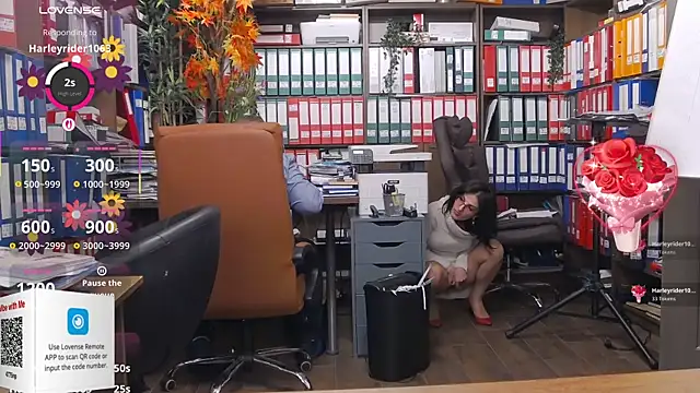 classyladyrellax live sex cam