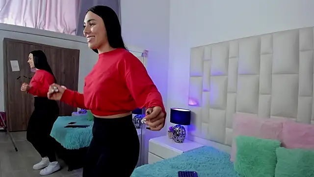 Ariana_rouse live sex cam