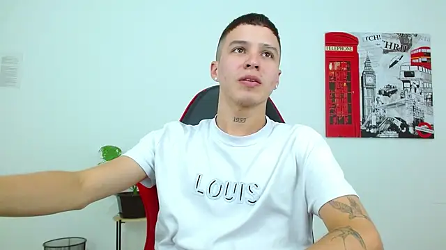 Cumandres18 live sex cam