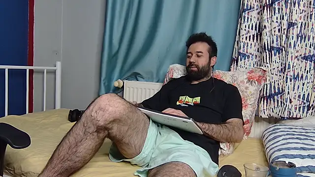 hairybearcb's cam snapshot