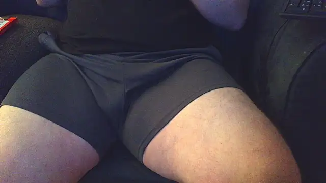 thighguy30's cam snapshot