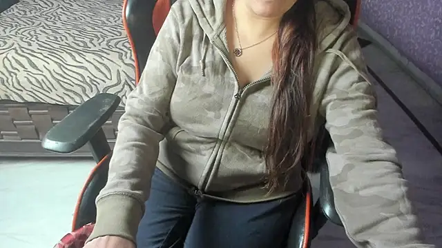 ShylaGill live sex cam