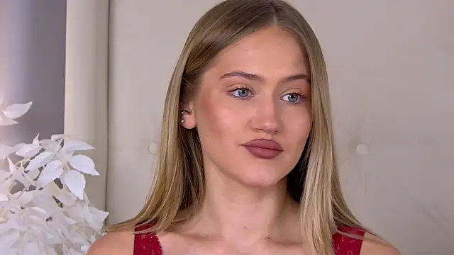 ur_wet_dreams__'s cam snapshot