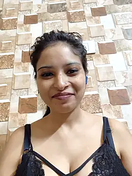 QUEEN-ADITI's cam snapshot