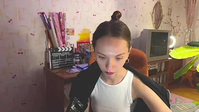 PaulaTisch's cam snapshot