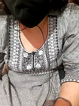 HotGirl23231's cam snapshot