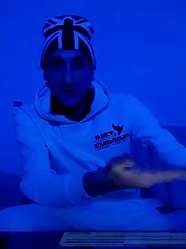 ANGELSANTAMARIA-'s cam snapshot