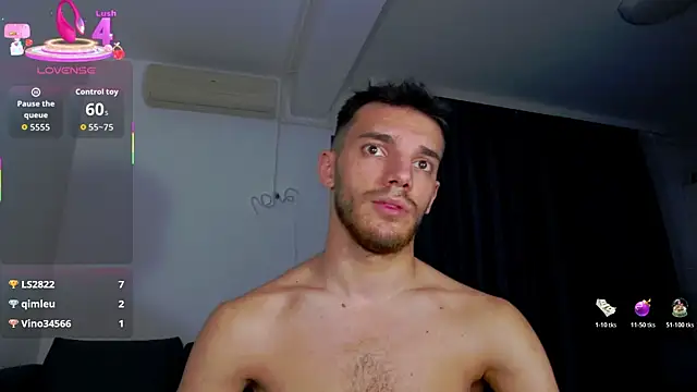 DominicValente's cam snapshot