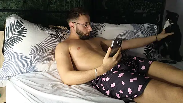 RyanStorm_'s cam snapshot