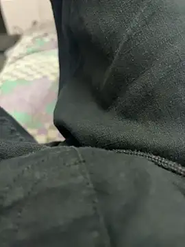 chocolate_boy45's cam snapshot