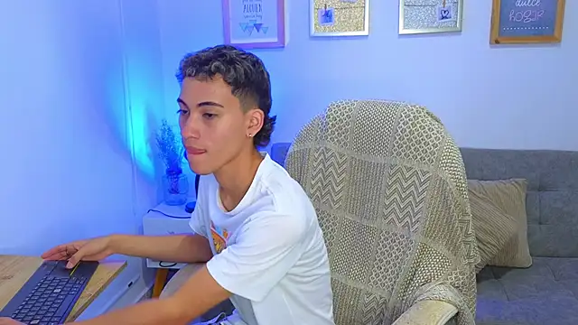 yulian_vasquez live sex cam