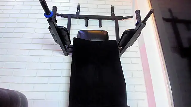 ItaloMoore's cam snapshot