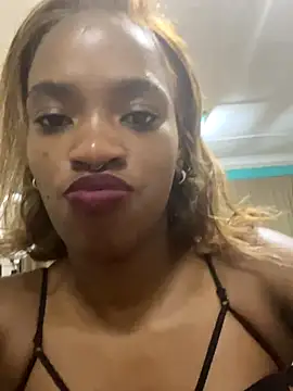 Amarablackie's cam snapshot