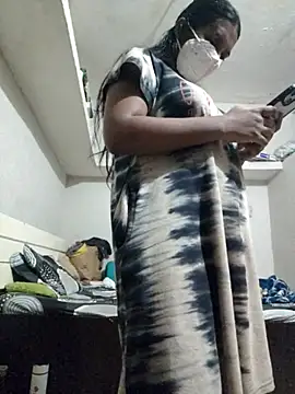 Priya_Strip's cam snapshot