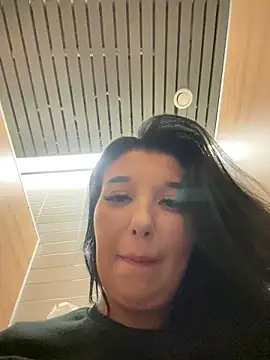 Tisha_Busty live sex cam