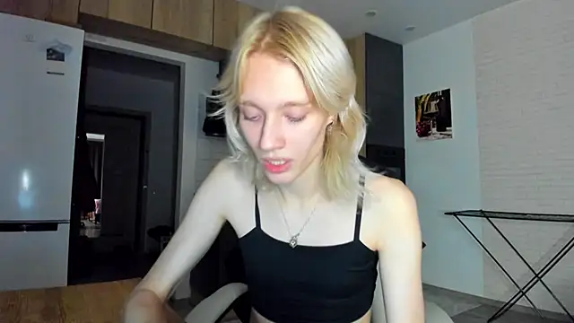 _Alice_Kitty live sex cam