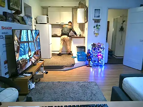 mihaimichael's cam snapshot