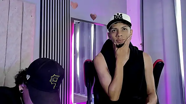 DustinandJordan's cam snapshot