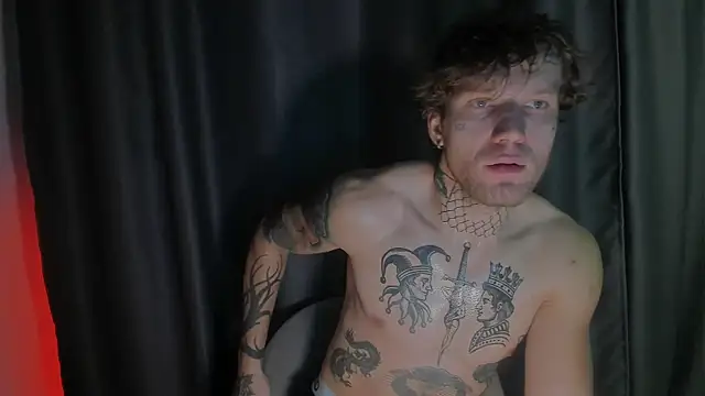 Huntall77's cam snapshot