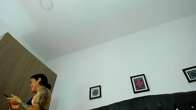 michellmorgans live sex cam