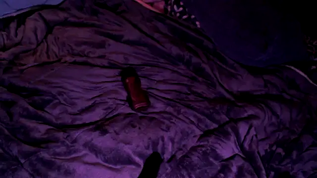 SpunsieLove live sex cam