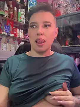 TamySweetness live sex cam