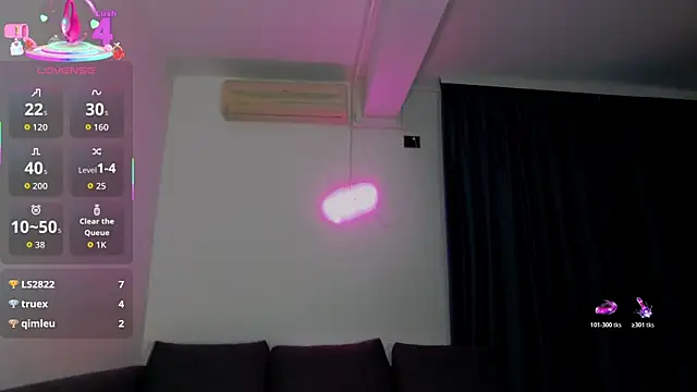 DominicValente's cam snapshot