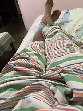 Dilshanthaveesha's cam snapshot