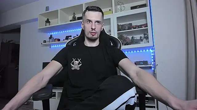 ToddClaytonn's cam snapshot