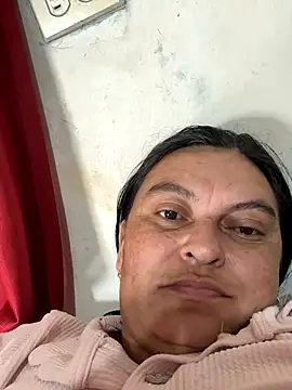 Horny-Mommy-Dirty live sex cam