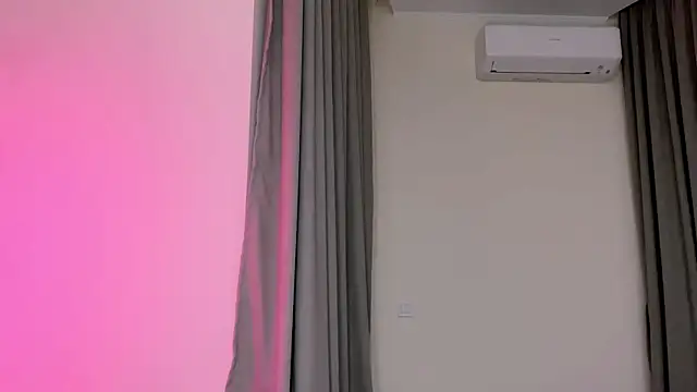 max_shy's cam snapshot