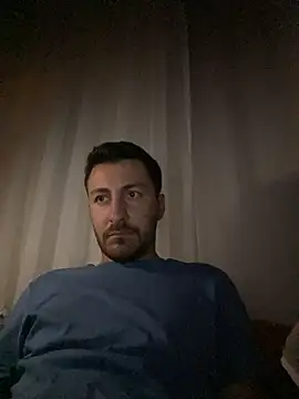 emreedenizzz's cam snapshot