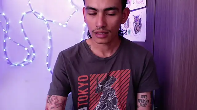 sorry-mom69 live sex cam