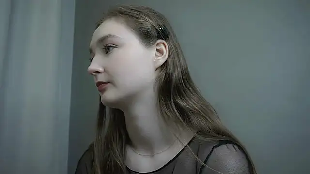 Eliravelvet's cam snapshot